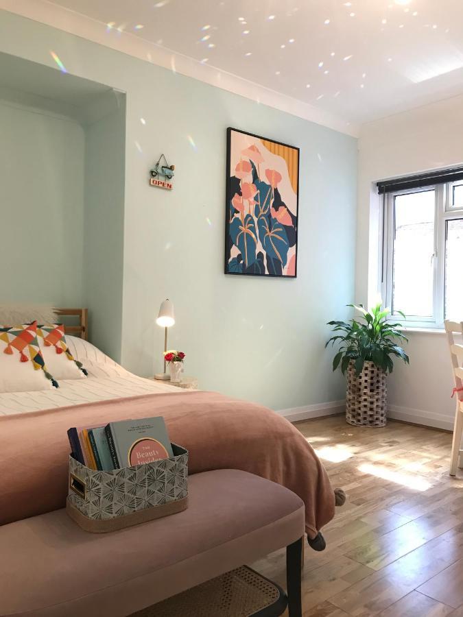 Modern Boutique Studio Apartment Bournemouth Esterno foto