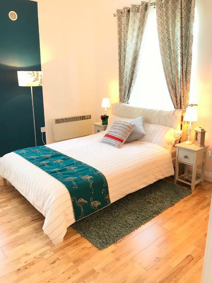 Modern Boutique Studio Apartment Bournemouth Esterno foto